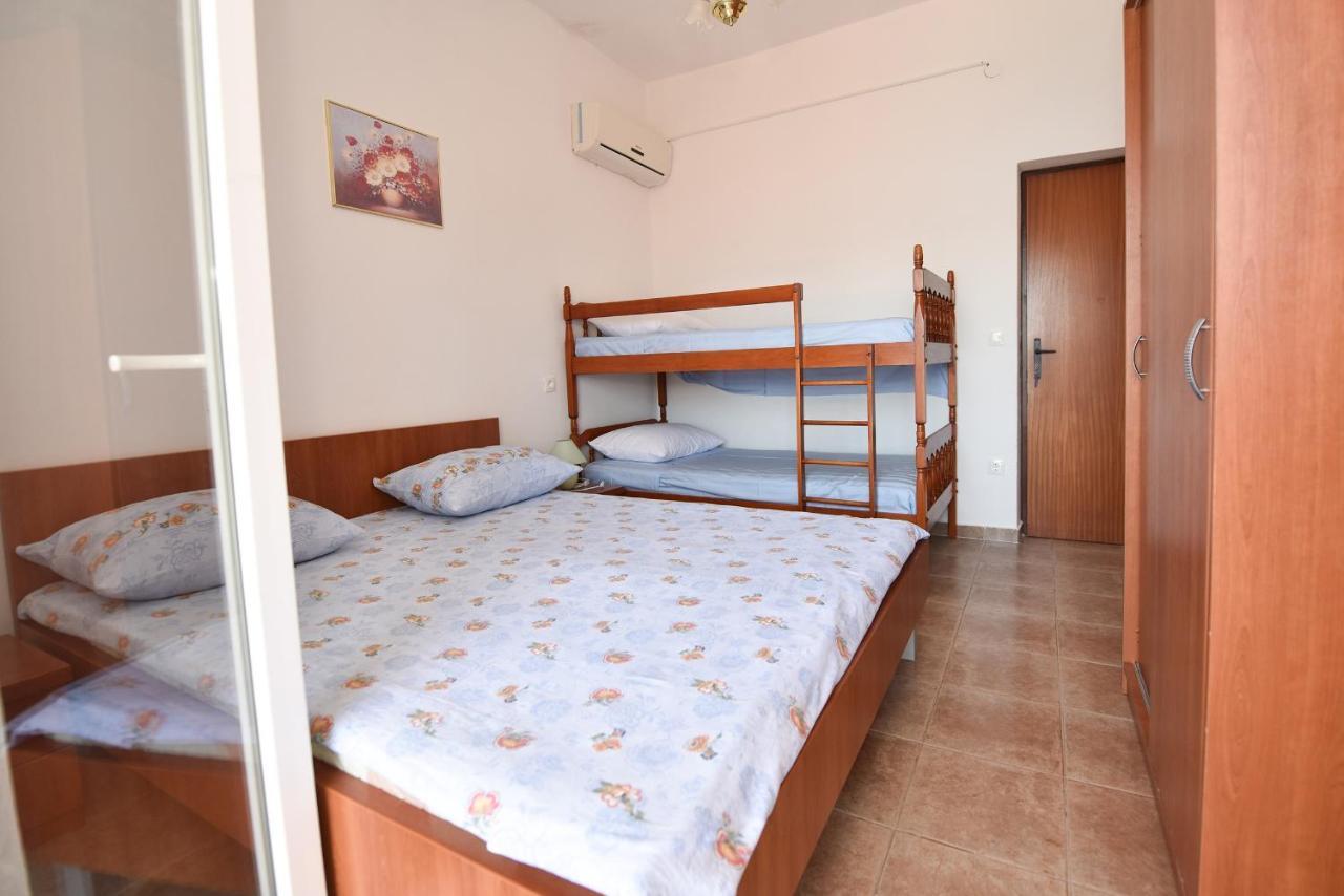 Apartments By The Sea Metajna, Pag - 6522 Zubovići Εξωτερικό φωτογραφία