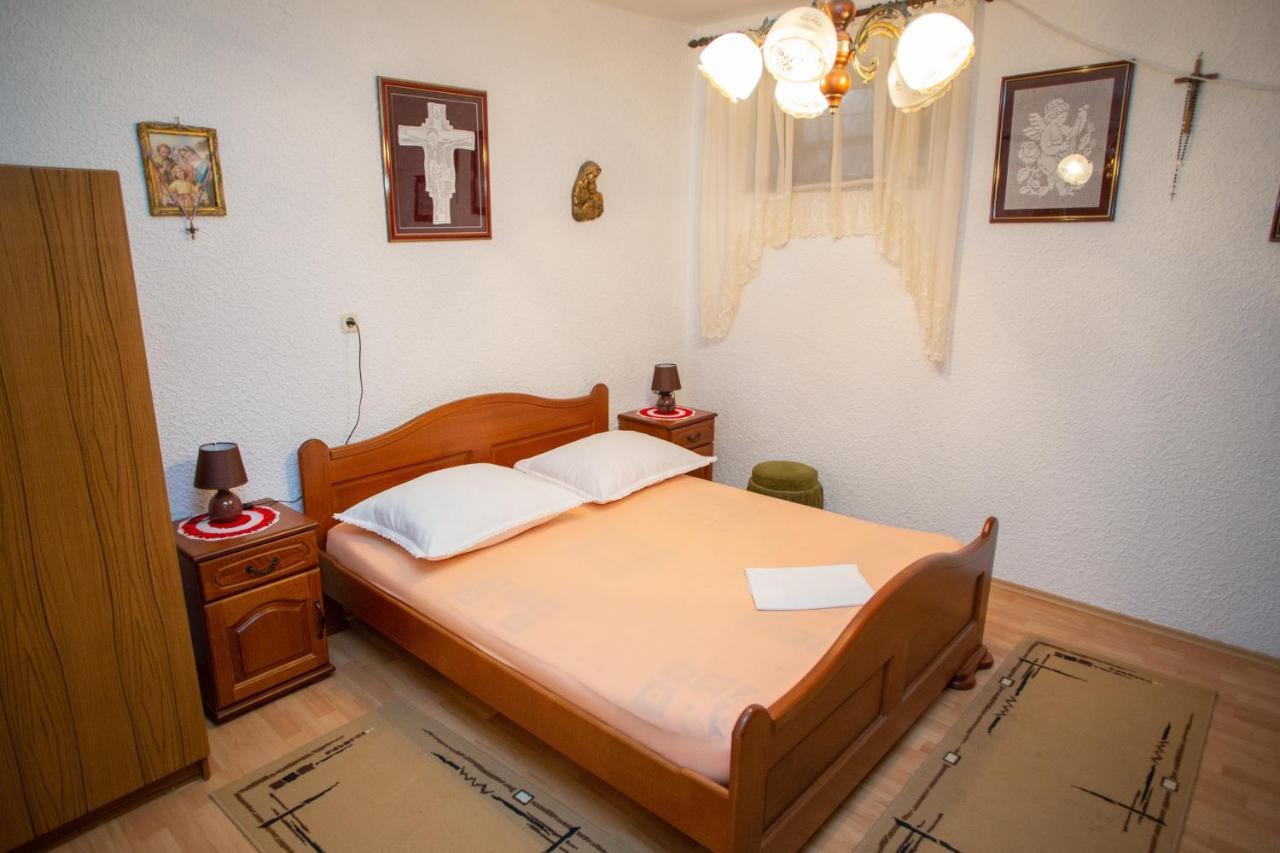 Apartments By The Sea Metajna, Pag - 6522 Zubovići Εξωτερικό φωτογραφία