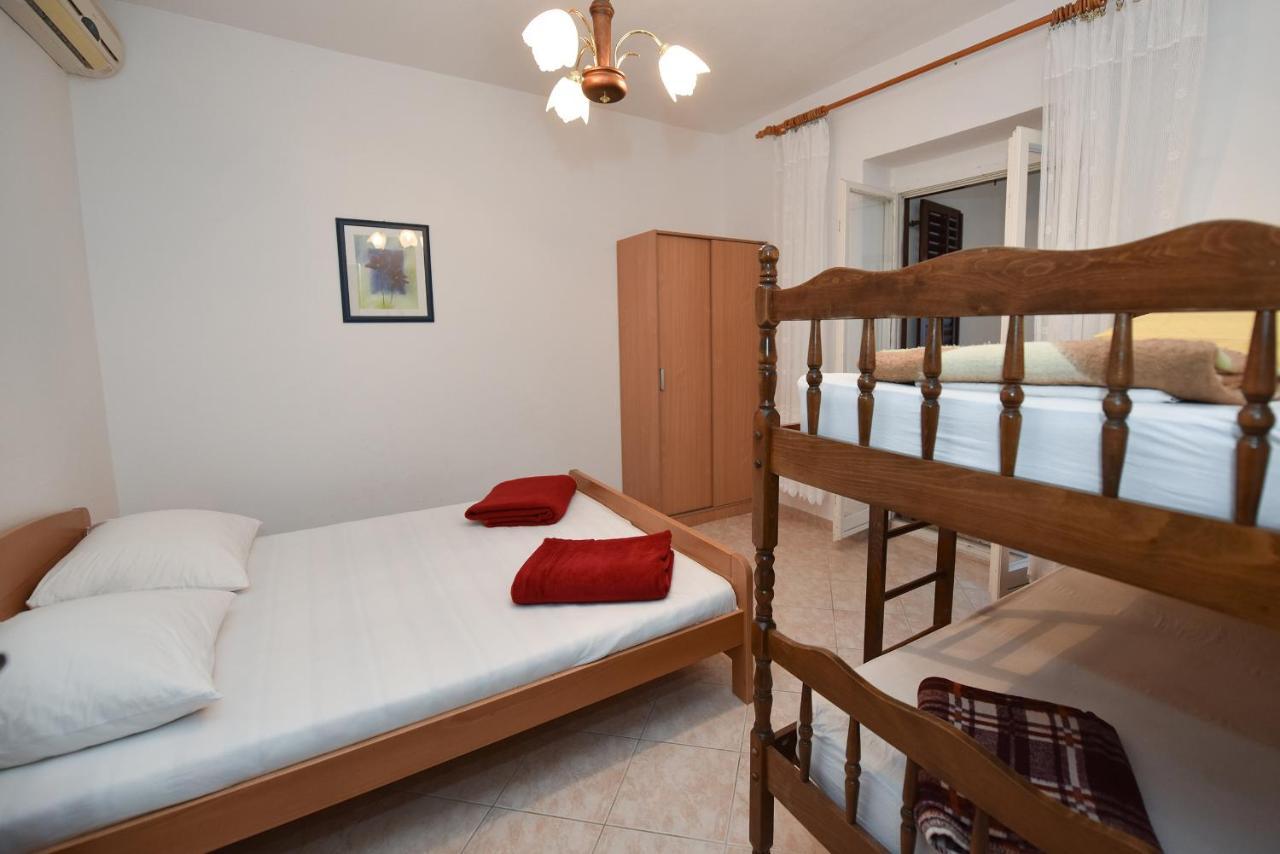 Apartments By The Sea Metajna, Pag - 6522 Zubovići Εξωτερικό φωτογραφία